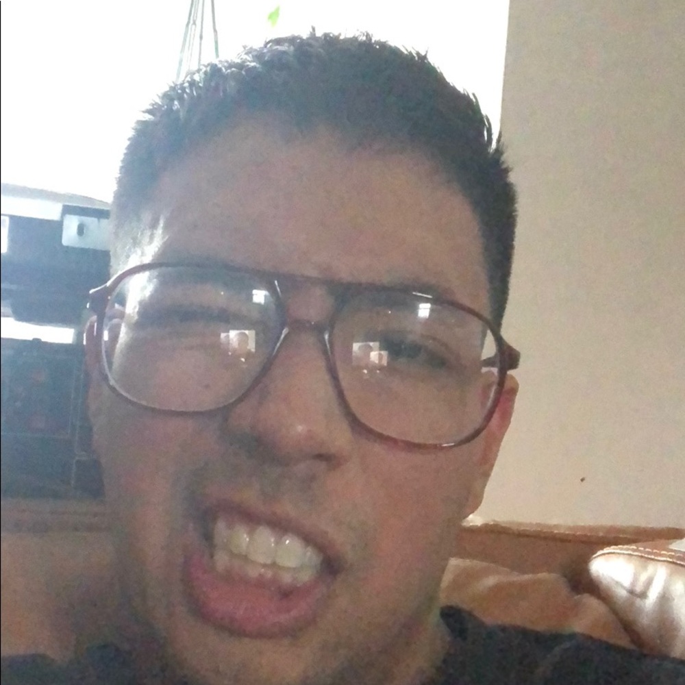 Meet your Posher, Chris